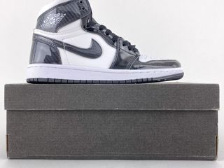 nike air jordan 1 high carbon fiber