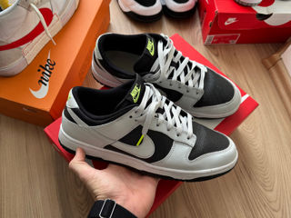 Nike dunk low reverse panda neon