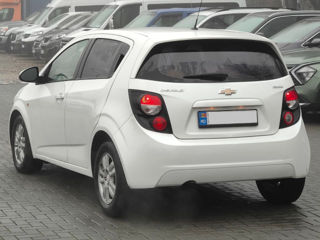 Chevrolet Aveo foto 5