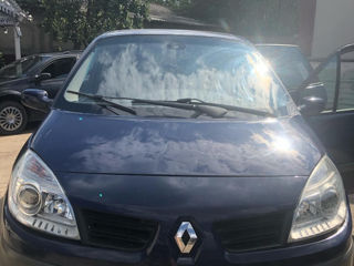 Renault Grand Scenic foto 1