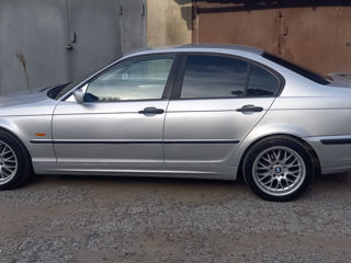 BMW 3 Series foto 3