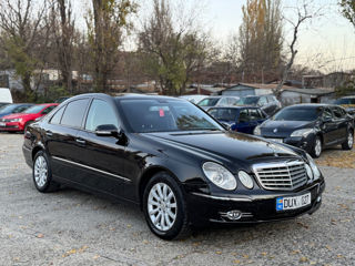 Mercedes E-Class foto 2