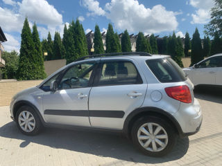 Suzuki SX4 foto 4