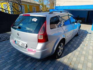 Renault Megane foto 2