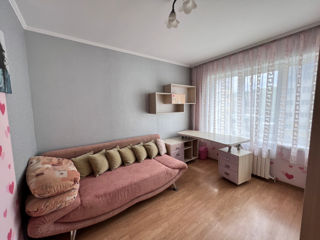Apartament cu 4 camere, 91 m², Buiucani, Chișinău foto 5