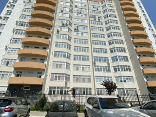 Apartament cu 2 camere, 75 m², Aeroport, Chișinău
