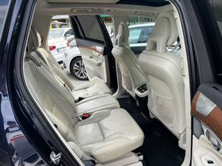 Volvo XC90 foto 17