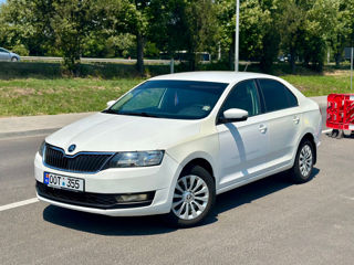 Skoda Rapid foto 2