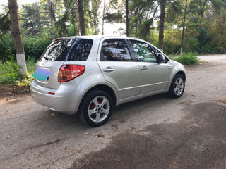 Suzuki SX4 foto 6