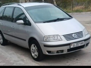 Volkswagen Sharan foto 2