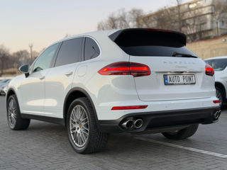 Porsche Cayenne foto 4