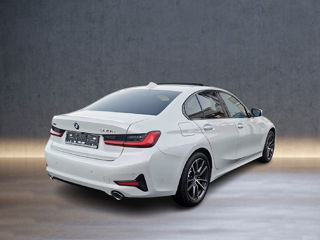 BMW 3 Series foto 2