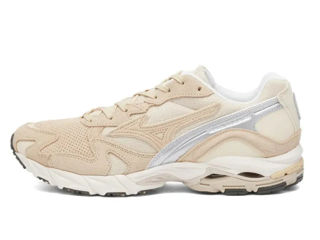 Adidasi femei de alergare reduceri -40%! Brandul japonez Mizuno! foto 7