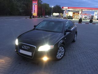 Audi A4 foto 1