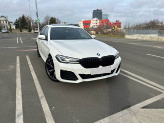 BMW 5 Series foto 4