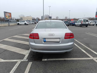 Audi A8 foto 3