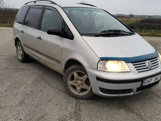 Volkswagen Sharan foto 9