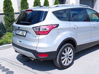 Ford Kuga foto 4