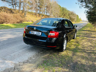 Skoda Octavia foto 4