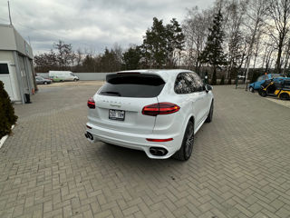 Porsche Cayenne foto 6