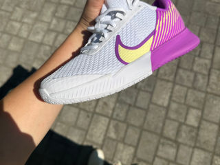 Ghete tenis foto 2