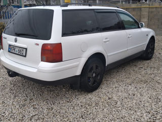 Volkswagen Passat foto 2