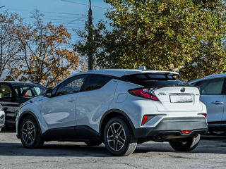 Toyota C-HR foto 5