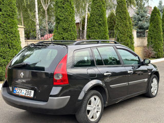 Renault Megane foto 4