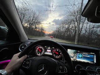 Mercedes E-Class foto 5