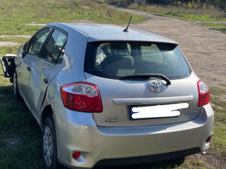 Toyota Auris foto 2