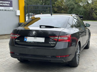 Skoda Superb foto 6