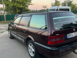 Volkswagen Passat foto 1