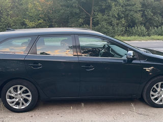 Toyota Auris foto 3