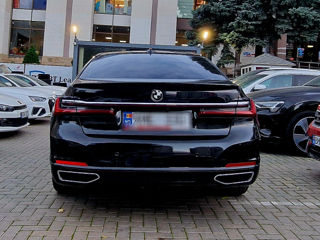 BMW 7 Series foto 2