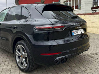 Porsche Cayenne foto 4