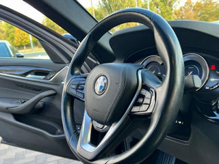 BMW 5 Series foto 5