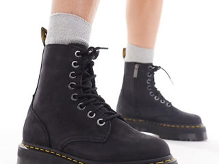 Dr. Martins, Jadon III Tumbled Nubuck Unisex Platform Boots foto 3