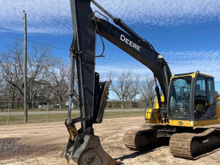 excavator de vanzare John Deere 130G foto 8