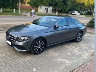 Mercedes E-Class foto 3