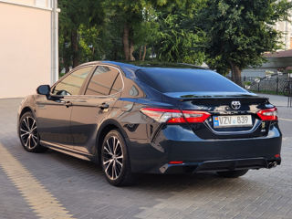 Toyota Camry foto 2