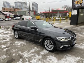 BMW 5 Series foto 11