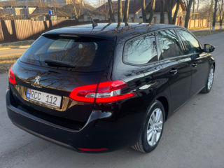 Peugeot 308 foto 11