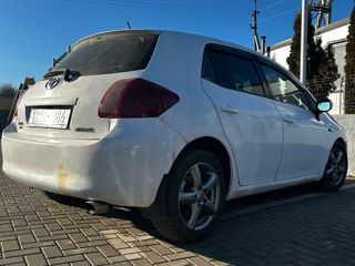 Toyota Auris foto 2