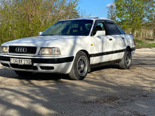 Audi 80