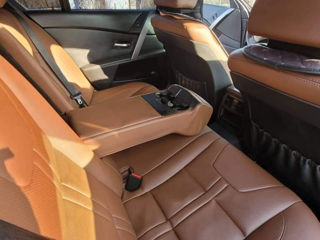 BMW 5 Series foto 9