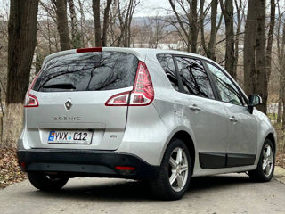 Renault Scenic foto 2