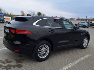 Jaguar F-PACE foto 3