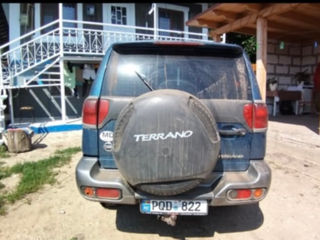 Nissan Terrano foto 2