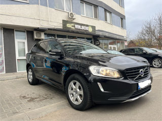 Volvo XC60 foto 2