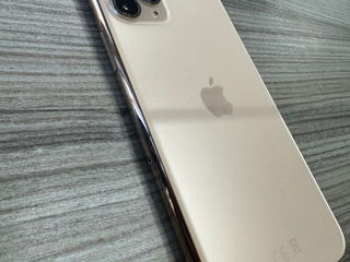 Se vinde Iphone 11 pro 256 GB foto 2